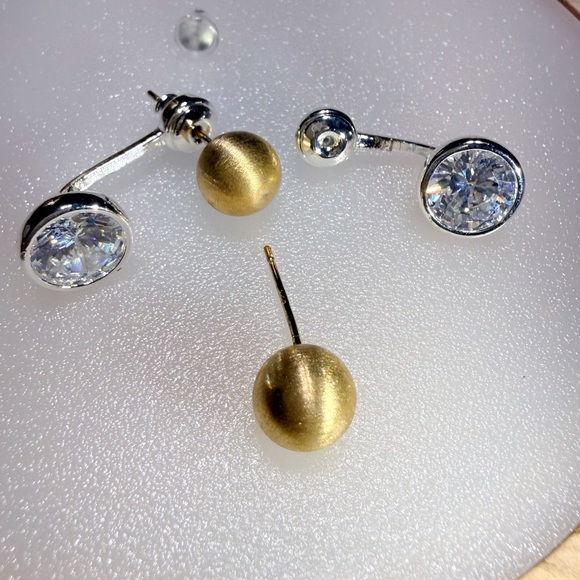 Earrings - Picture 1 of 1